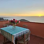 Casa Con Magnifica Vista Mare بيت للعطل *
