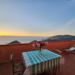 Casa Con Magnifica Vista Mare بيت للعطل *