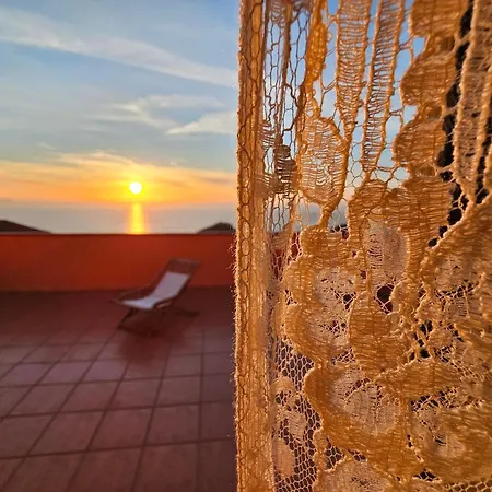 Casa Con Magnifica Vista Mare بيت للعطل