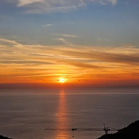 Casa Con Magnifica Vista Mare בית נופש Nebida